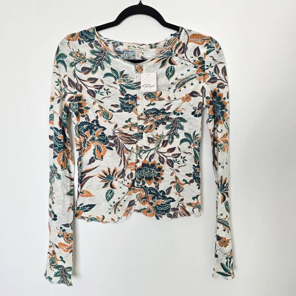 Free people‎ We The Free T-Shirt Women's Medium Dreamed Of You Lettuce Hem Top